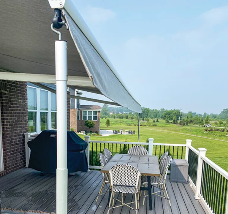 SunPro awning front bar for drop screens and wind sensors